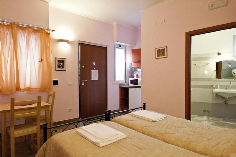 B&B La Porta ローマ エクステリア 写真