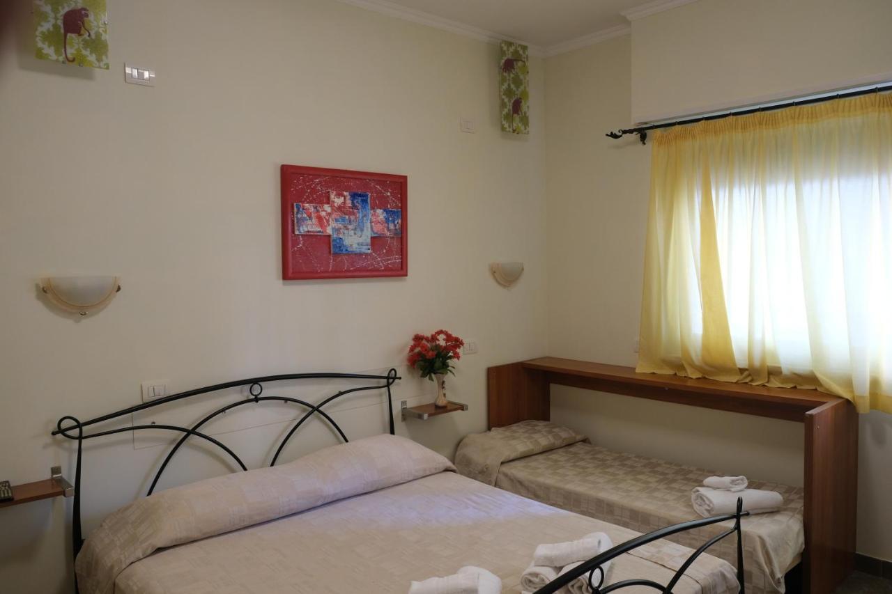 B&B La Porta ローマ エクステリア 写真